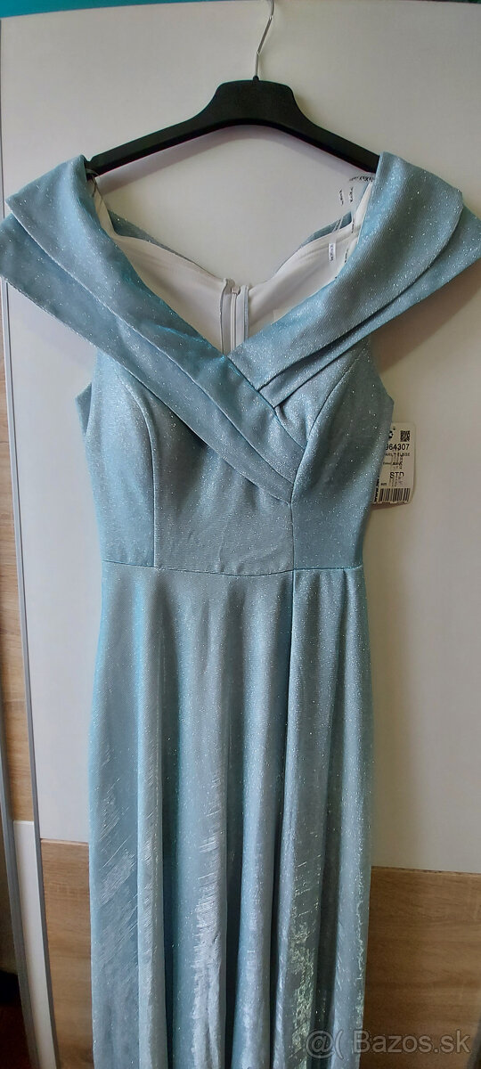 Svetlomodré trblietavé spoločenské šaty - 3