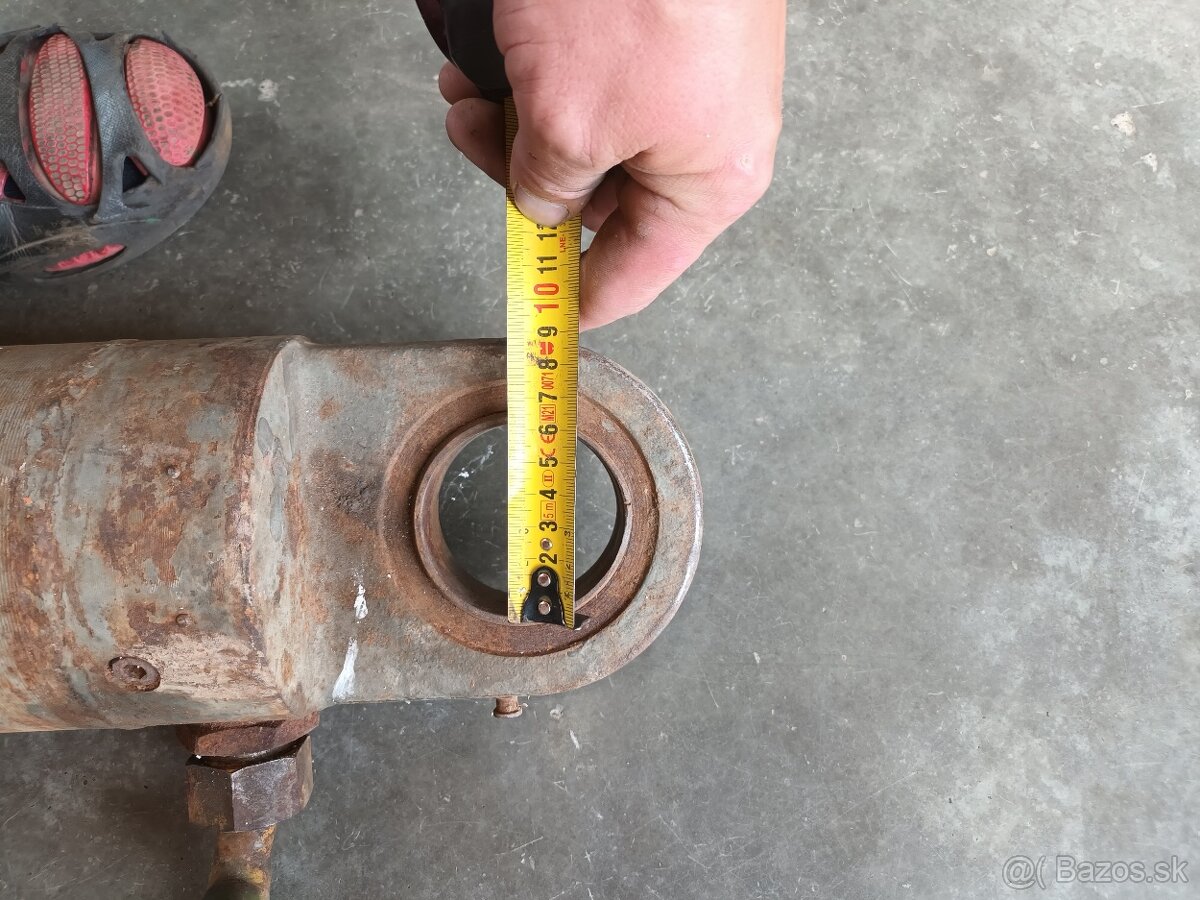 Hydraulický piest - 3