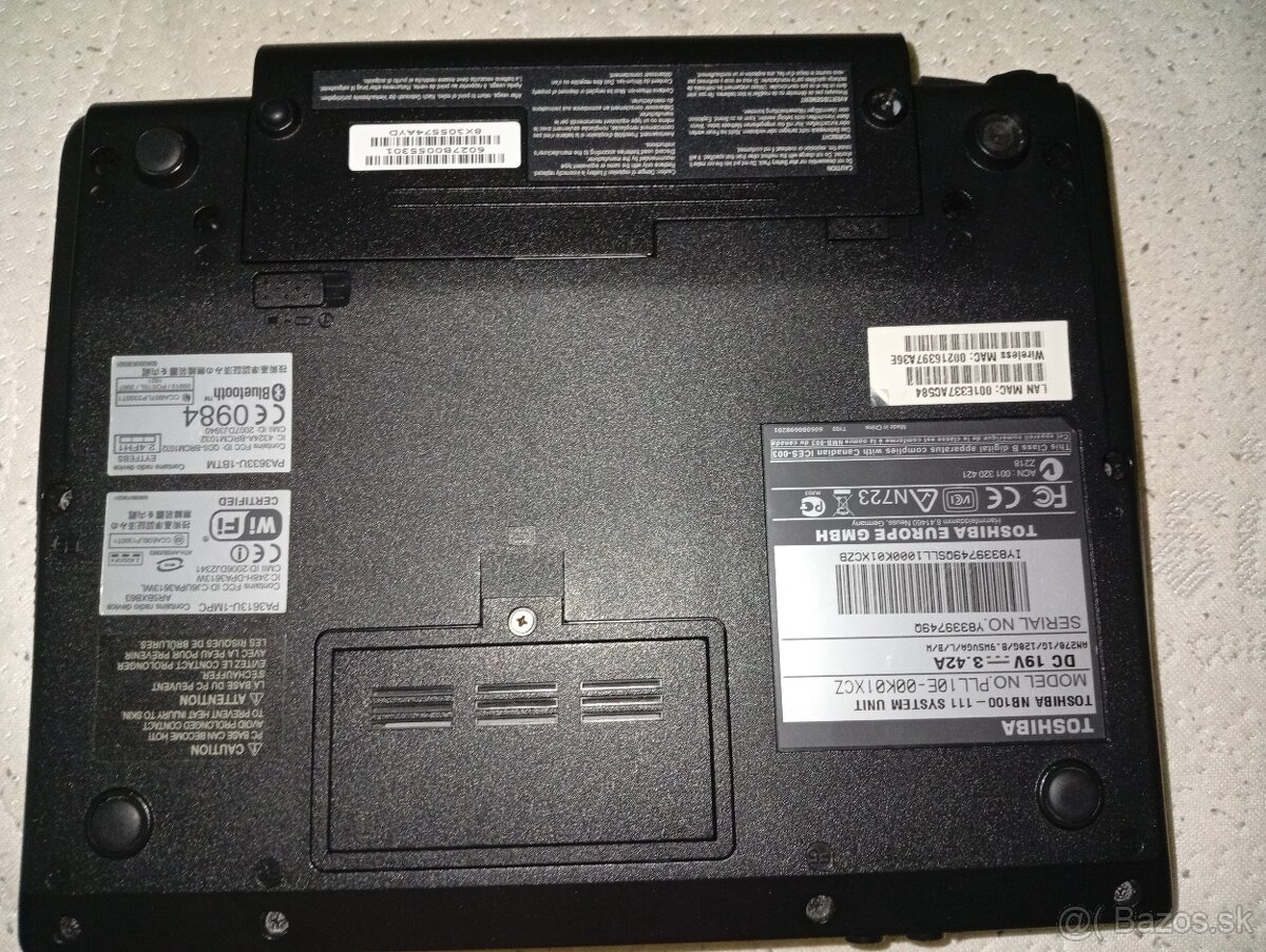 Toshiba NB100-111 - 3
