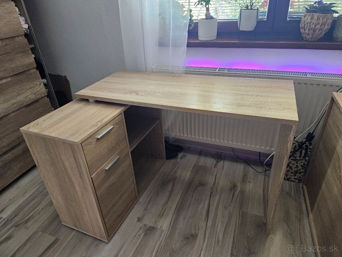 Dubový písací stolík - 3