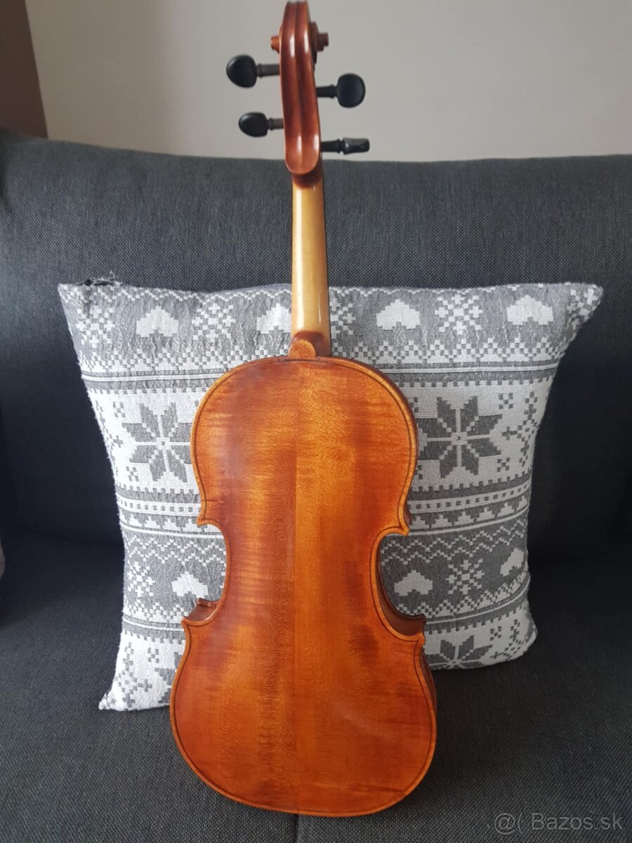 2x husle 1x viola - 3