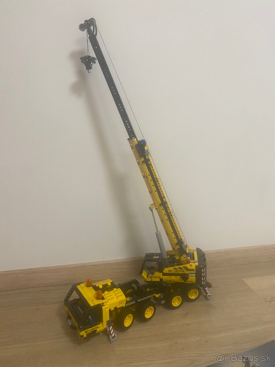 Lego Technic 42108 Mobile Crane / Zeriav - 3