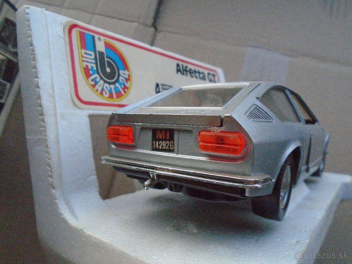 Stara hračka Burago Alfa - 3