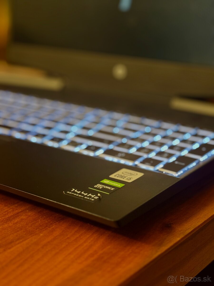 HP Pavilion 15 – Herný notebook v skvelom stave - 3