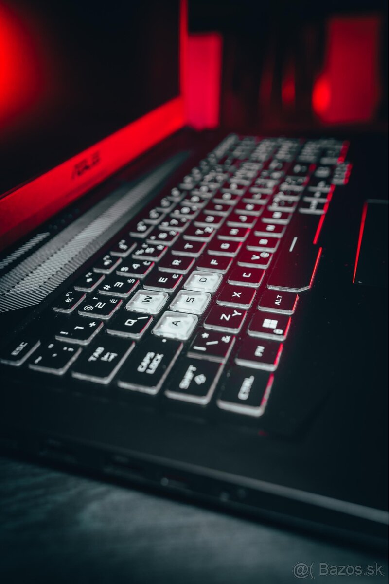 Herný notebook Asus - 3