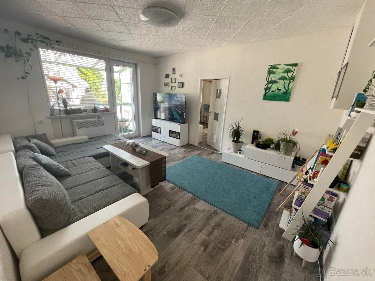 Zrekonštruovaný 3-izb. byt 70 m² + záhradka a garáž, Vrútky - 3