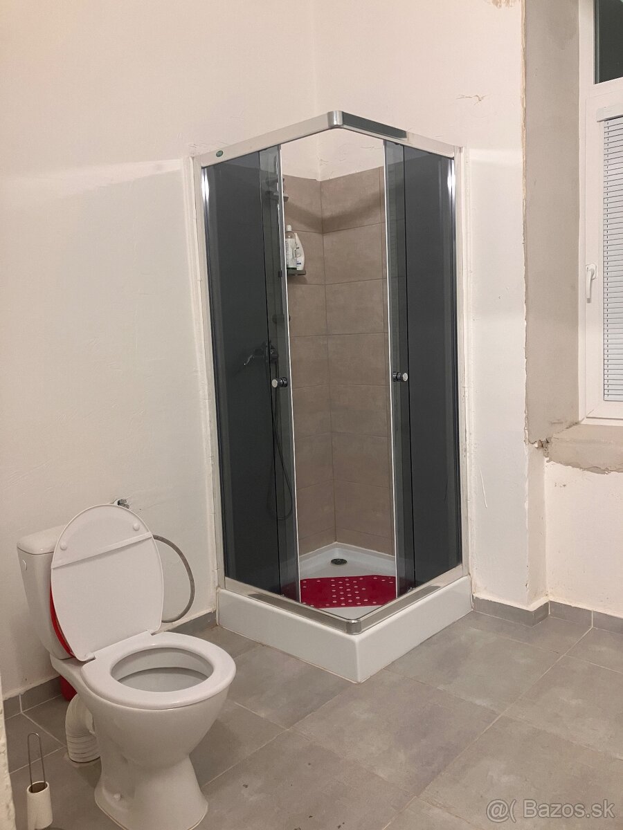 1-izbový byt do prenájmu - 3