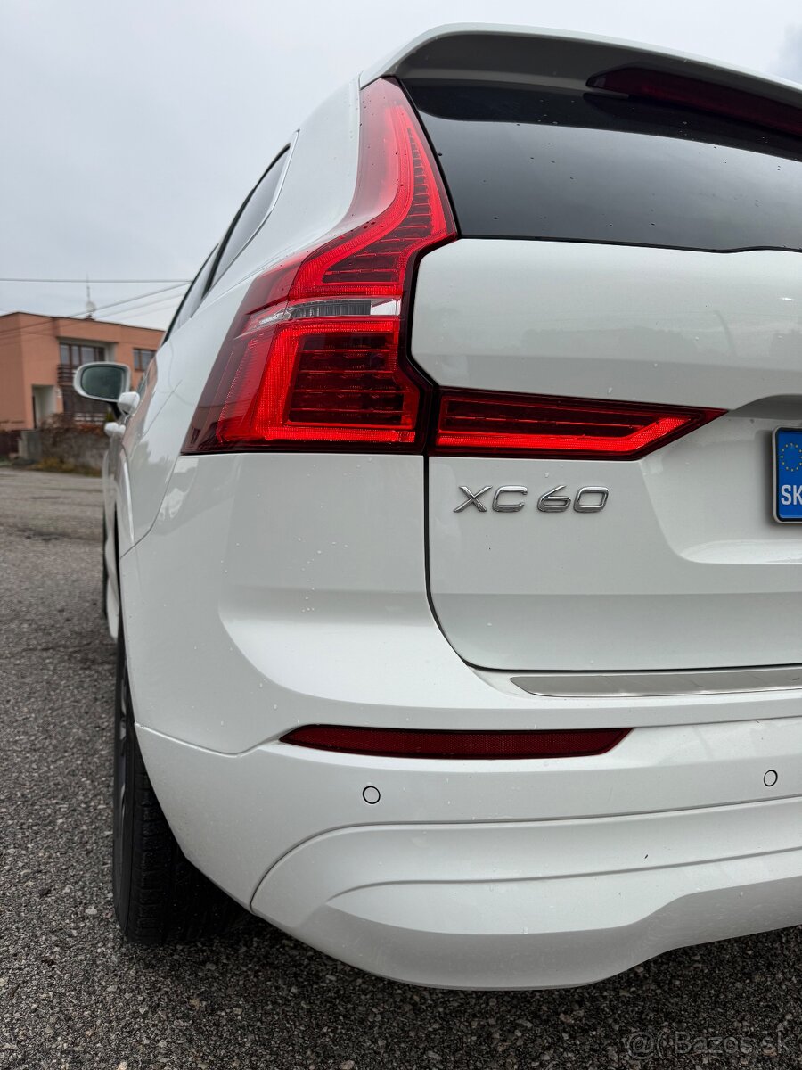 VOLVO XC 60 B4 FWD 2.0D + HEV, 2022, panorama - 3