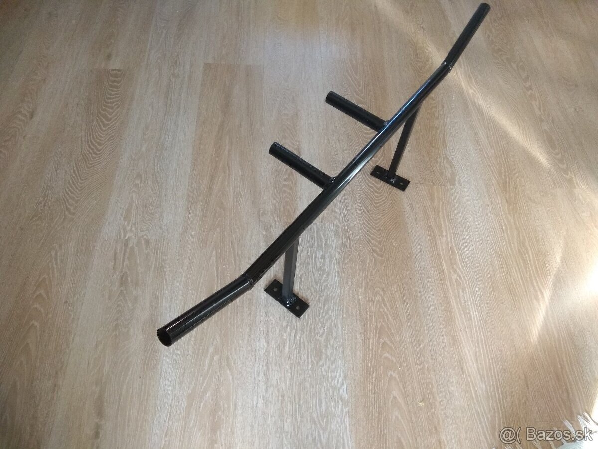 Hrazda do stropu s prarelnými úchpomi - 3