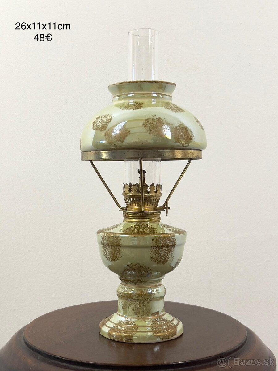 Starozitnu petrolejku Kosmos - 3