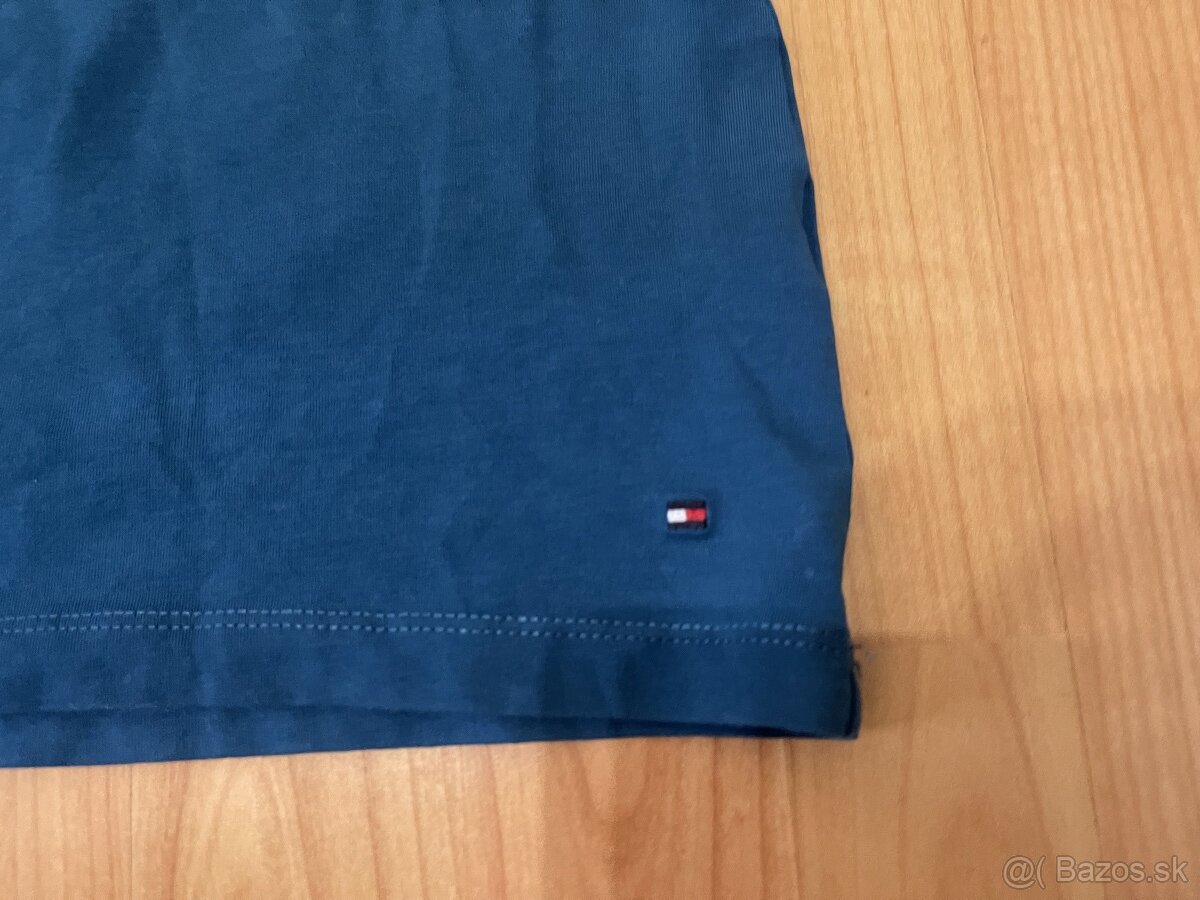Predám tricko tommy hilfiger - 3