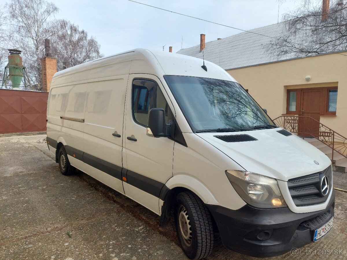 Mercedes Benz Sprinter - 3
