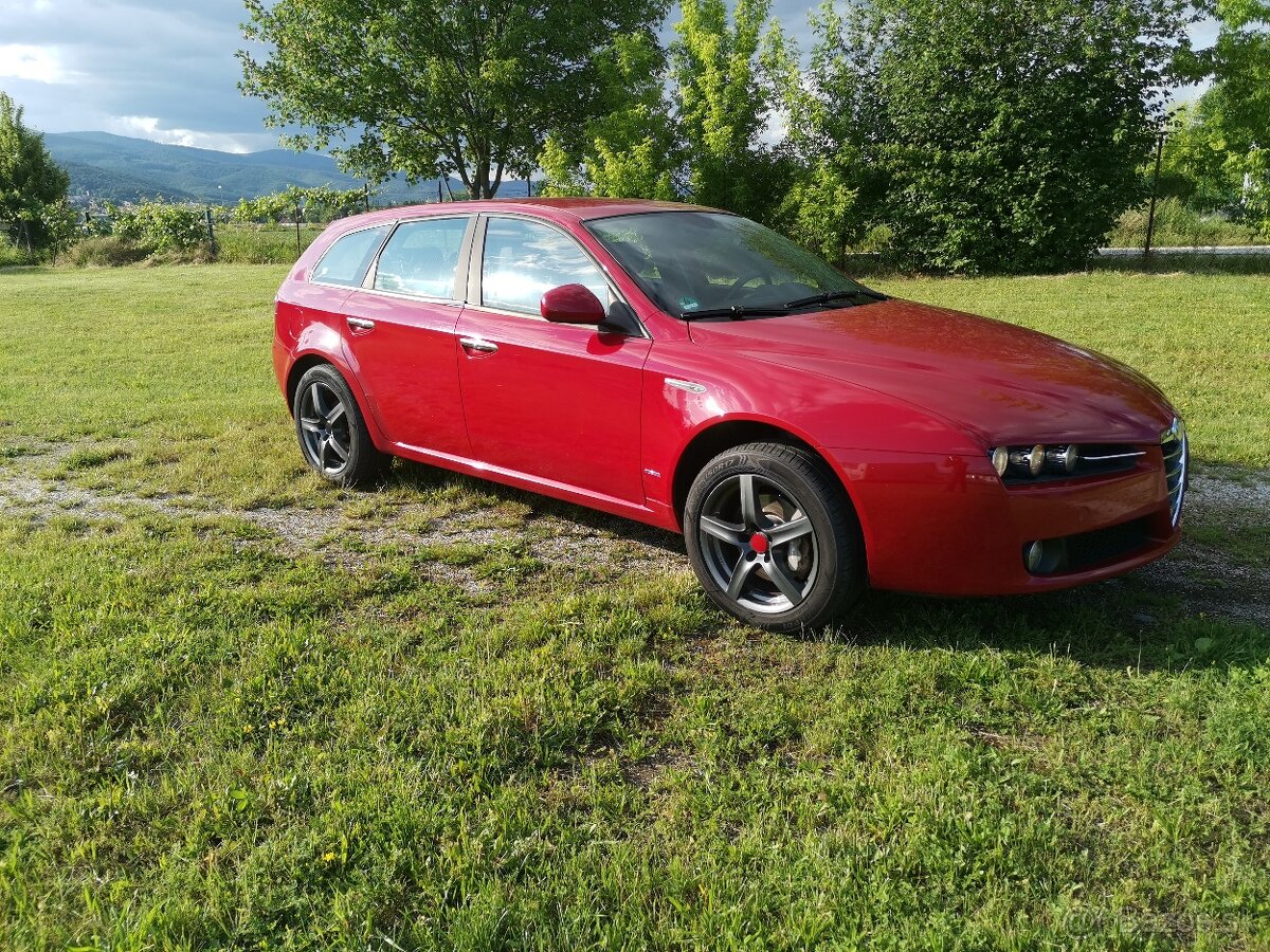 PREDAM Alfa Romeo 159 sportwagon 2,0 jtd,125kw,r.v 2010 - 3