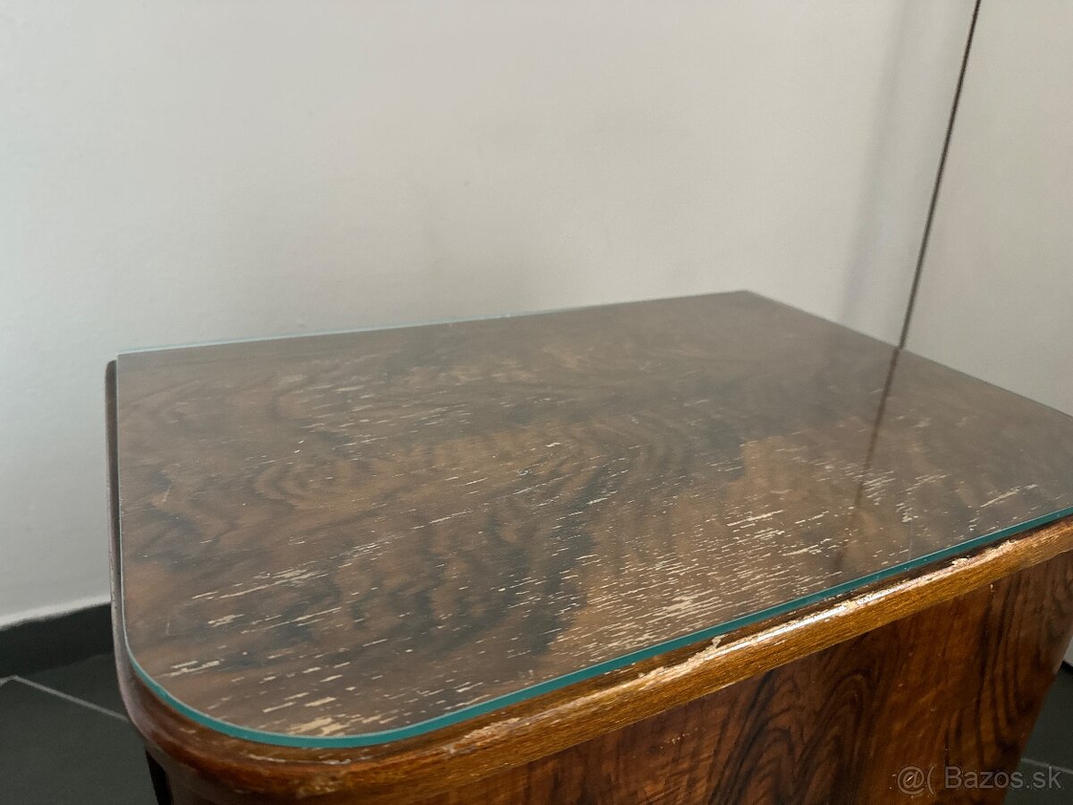 Retro nočný drevený stolík - 3