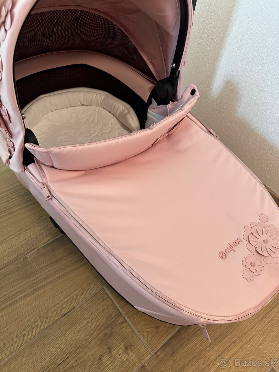 Predám hlbokú vaničku a vajíčko Cybex Priam Flowers🌸 - 3