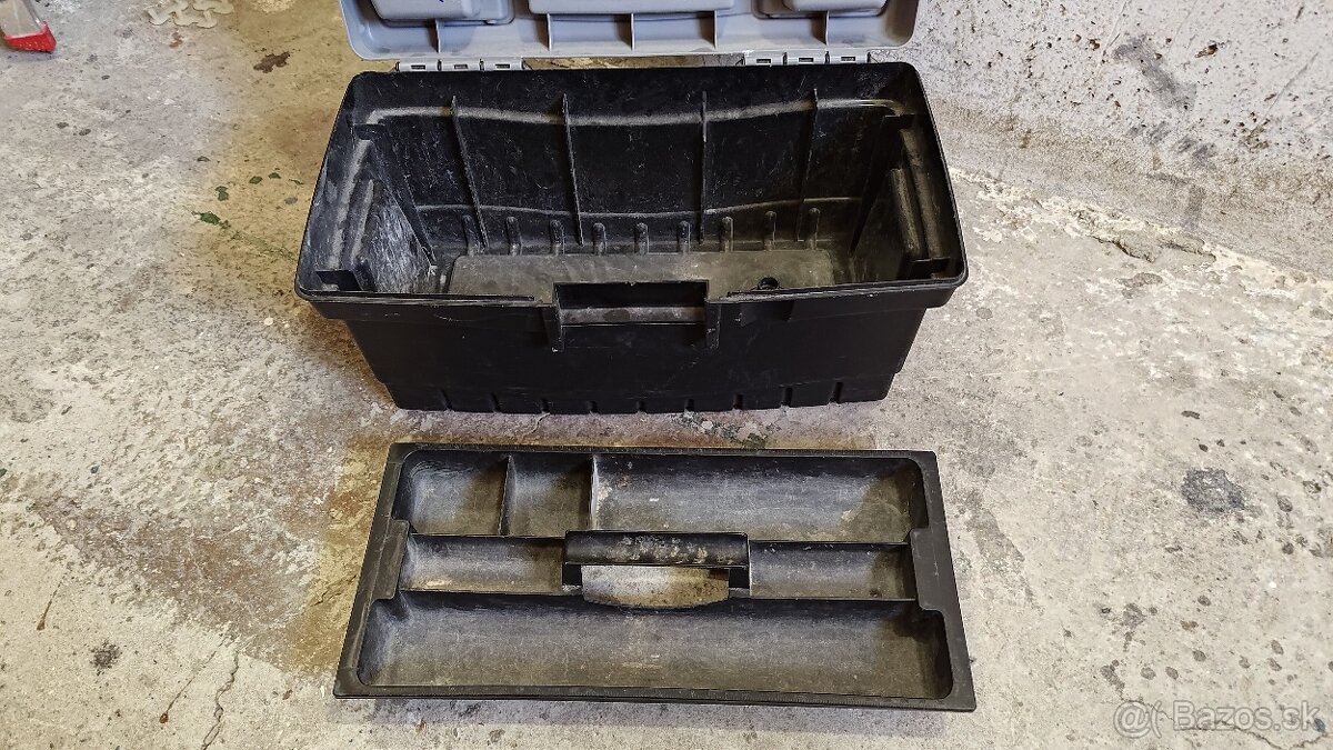 Kufrík na náradie - 3