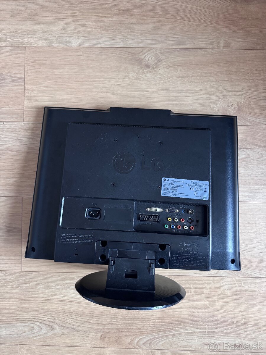 Monitor - LG FlatronWide - 3