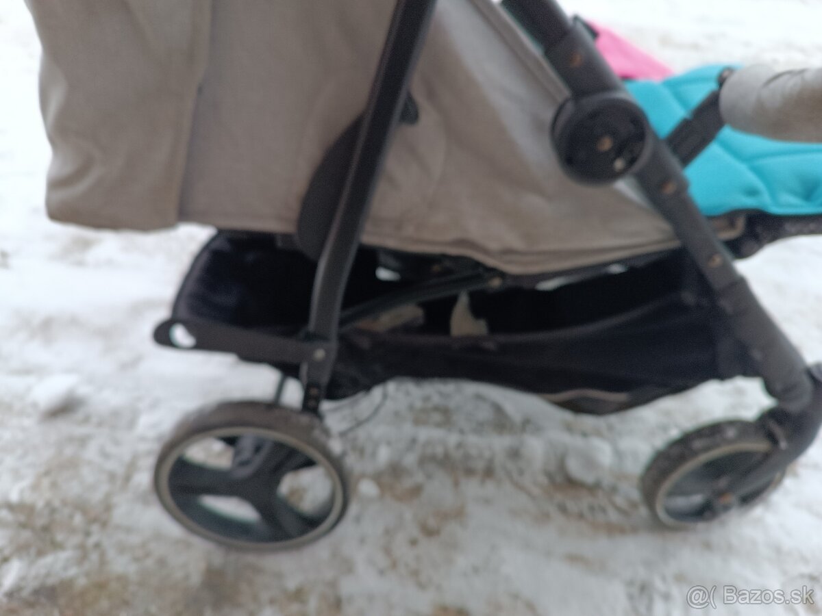 Kočík pre dvojičky - 3