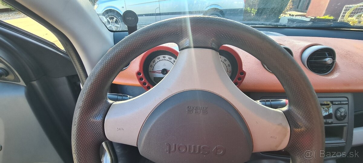 Rozpredám Smart ForFour na súčiastky - 3