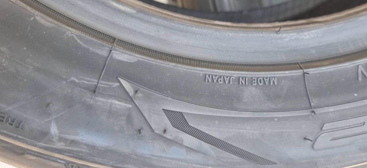 Letné pneumatiky nitto 215/55R17 - 3