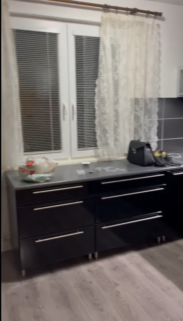 PREDÁM KOMPLET KUCHYŇU + SPOTREBIČE - 3