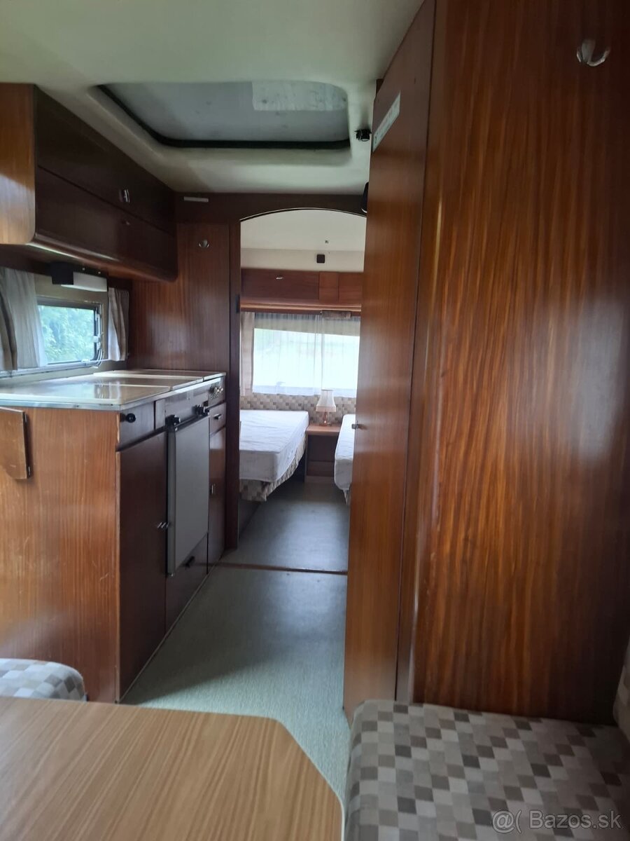 Hymer Eriba 550 + nadstrecha - 3