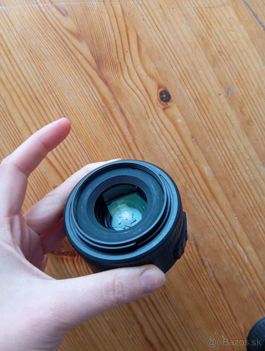 Objektív Nikkor DX 35mm - 3