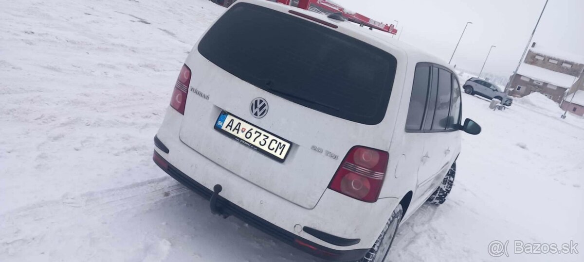 🚗 Predám Volkswagen Touran 2.0 - 3