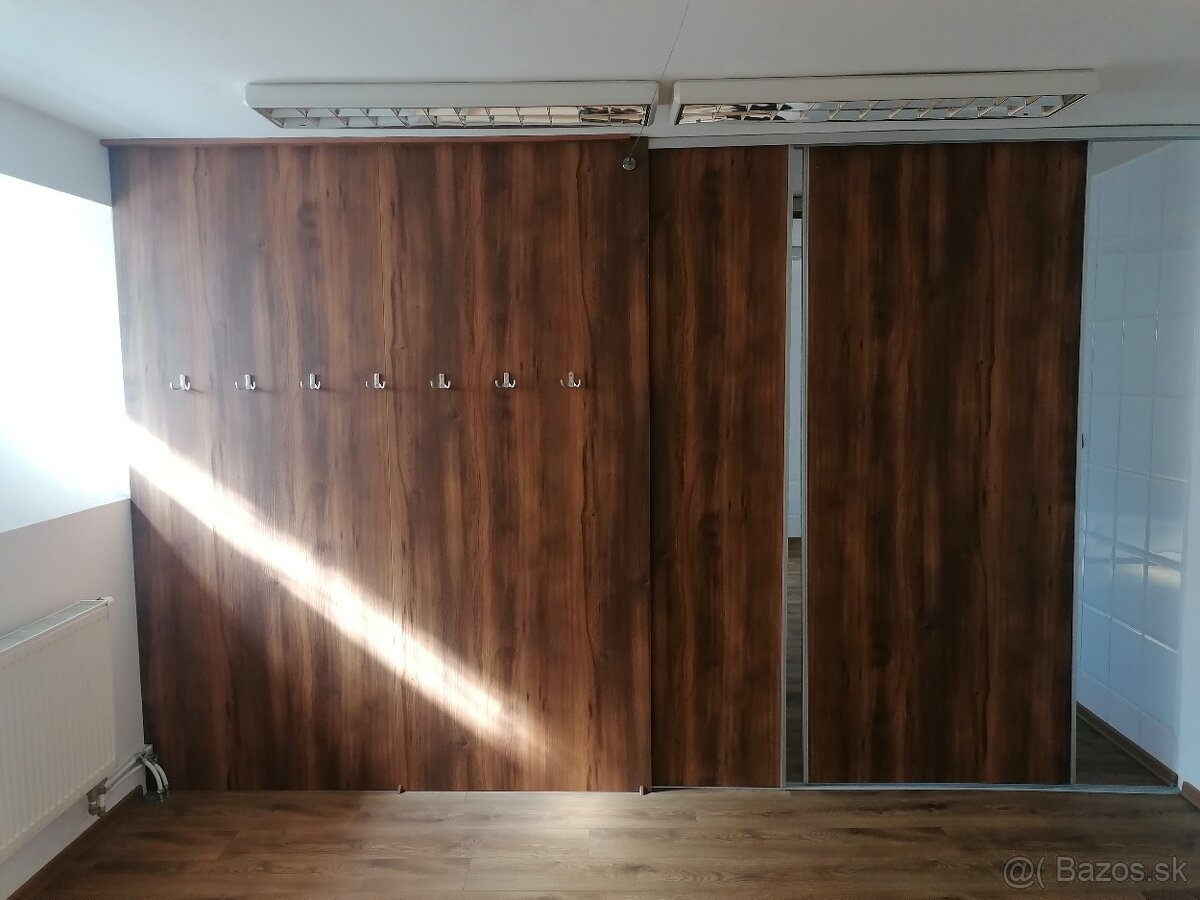 Zastena/posuvné dvere - 3