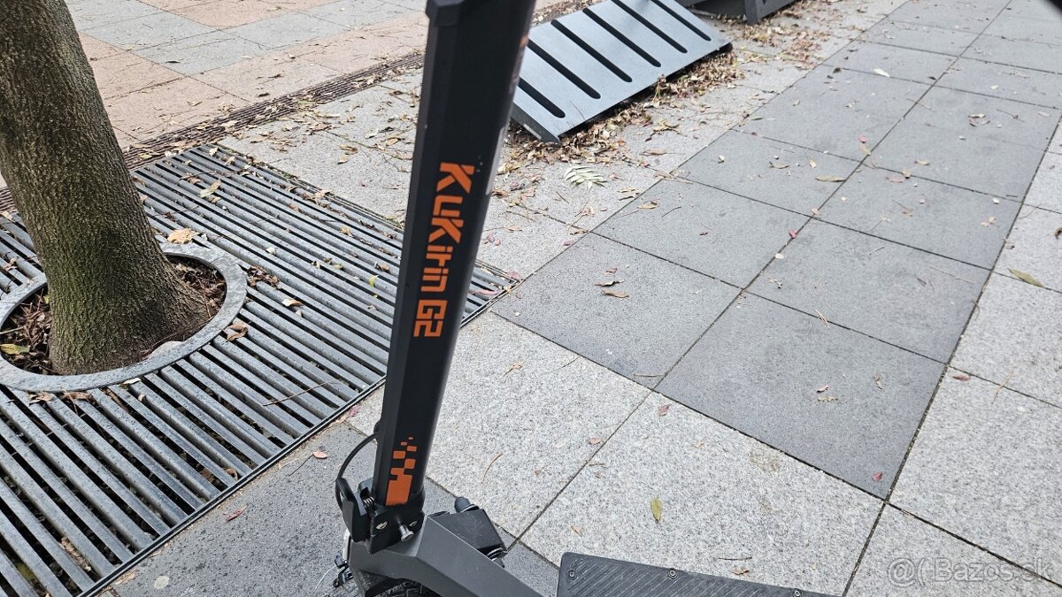 Elektrická Kolobežka KuKirin G2 - plne funkčná - 3