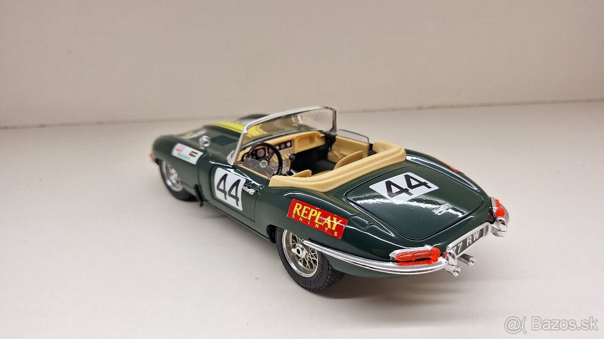 1:18 JAGUAR E CABRIO No. 44 - 3