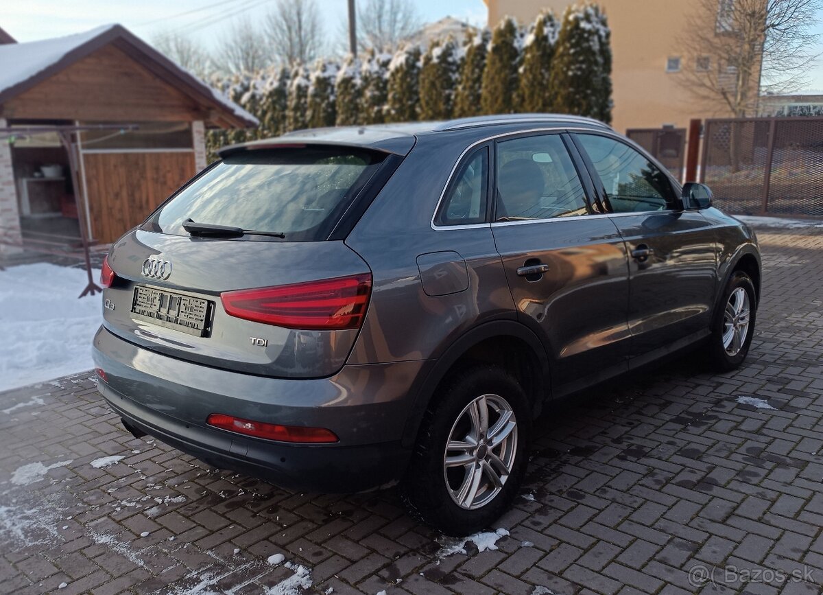 AUDI Q3 2,0 TDI, Xenony, ledy, navi - 162000 km - 3