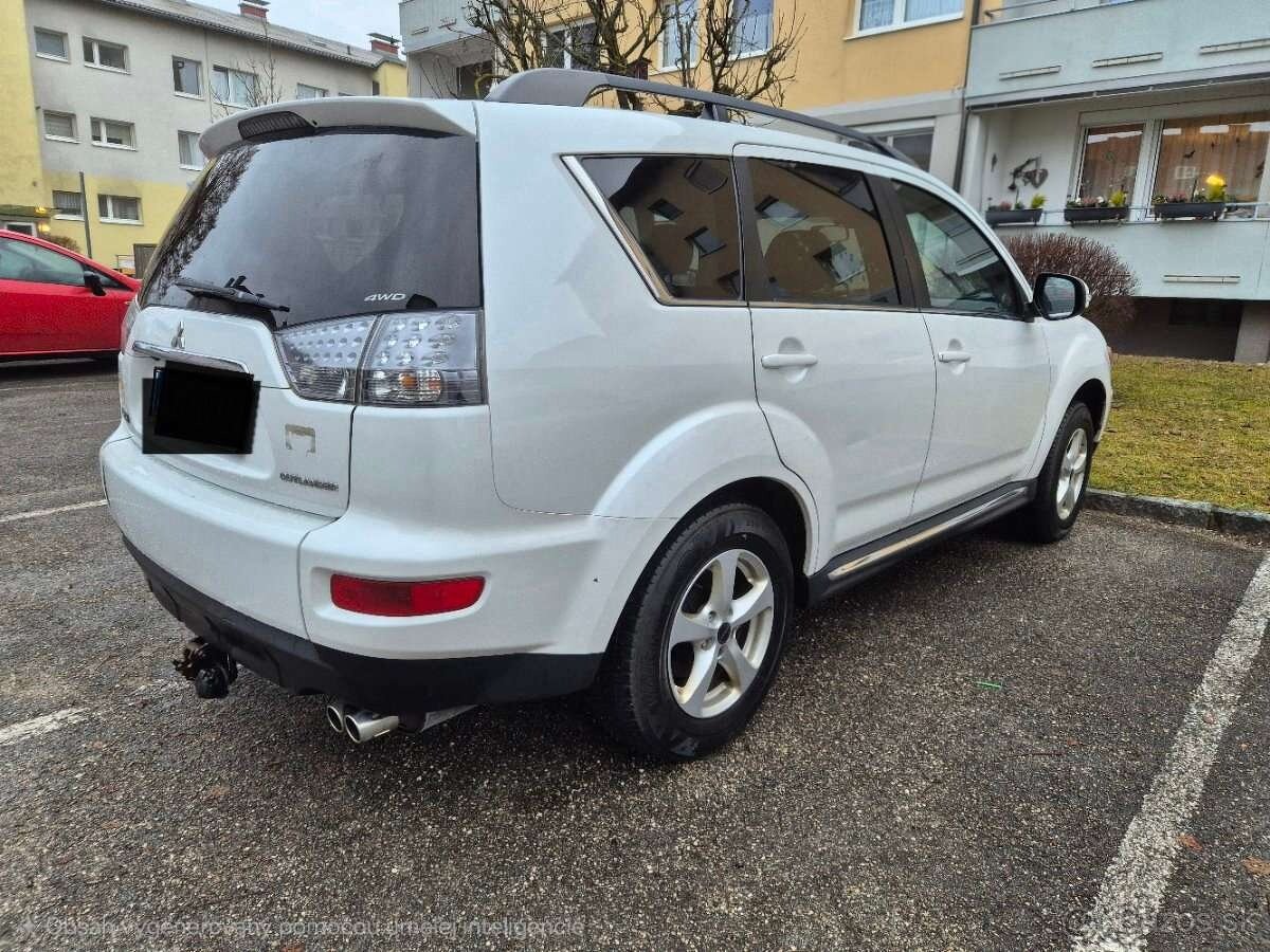 mitsubishi outlander 2.2 diesel 2010 rok biela - 3