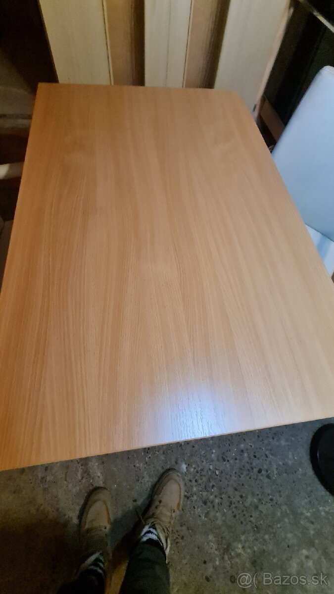 Predám kuchynský stôl a dve stoličky - 3