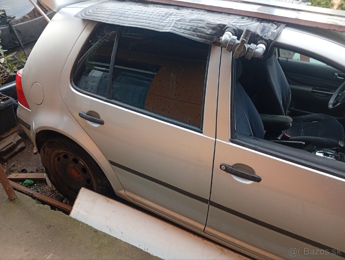 Rozpredám golf4 - 3