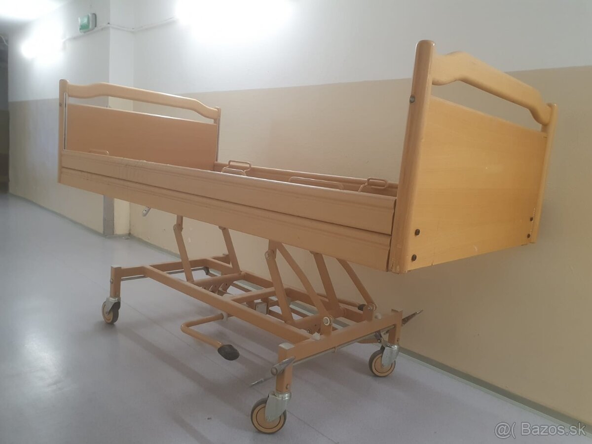 polohovateľná posteľ - 3