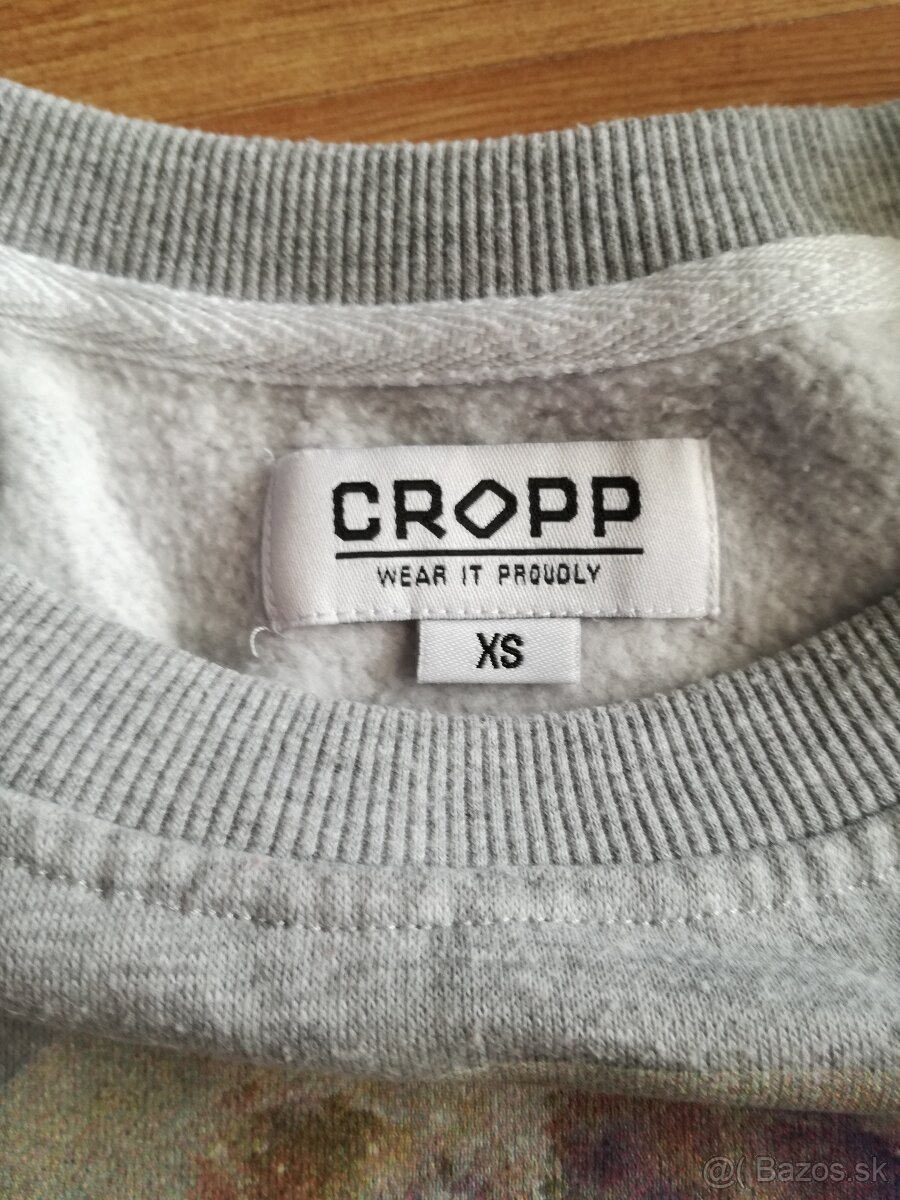 Mikina zn. Cropp - 3