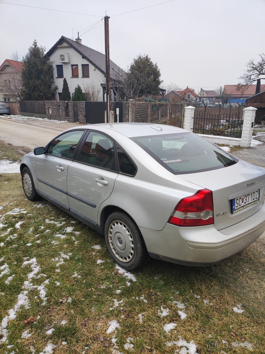 Volvo s40 2.0L diesel - 3
