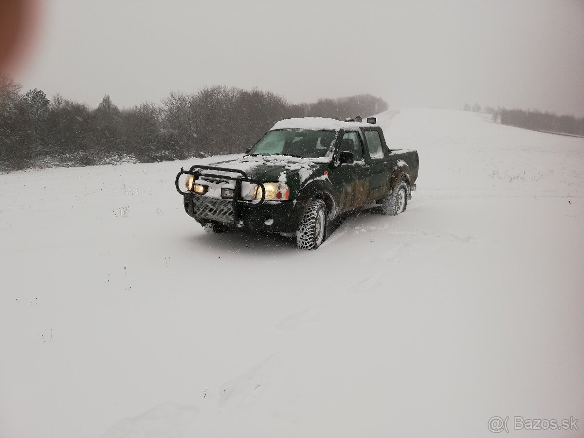 Nissan navara d22 2.5 98kw - 3