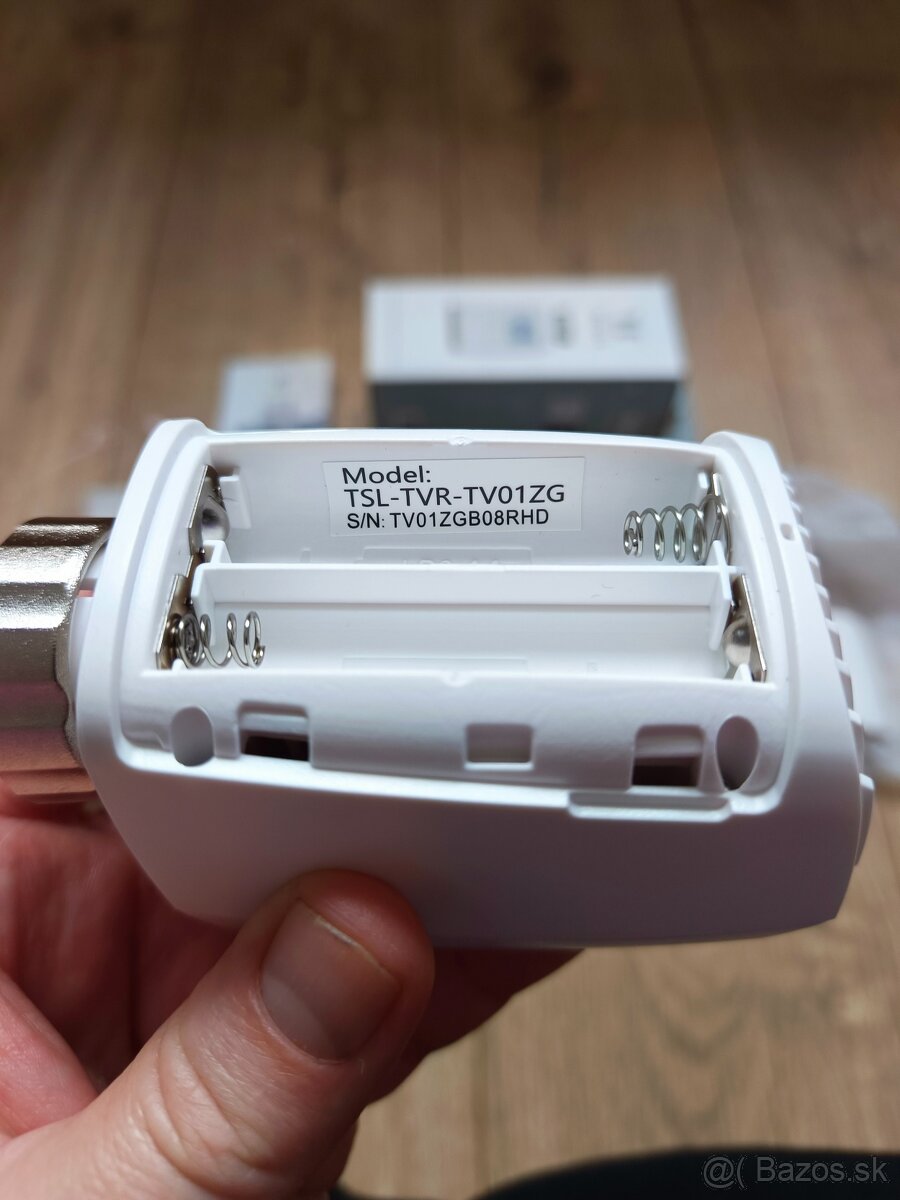 3x Tesla Smart termo hlavica TV100 tsl-TVR100-TB01zg - 3