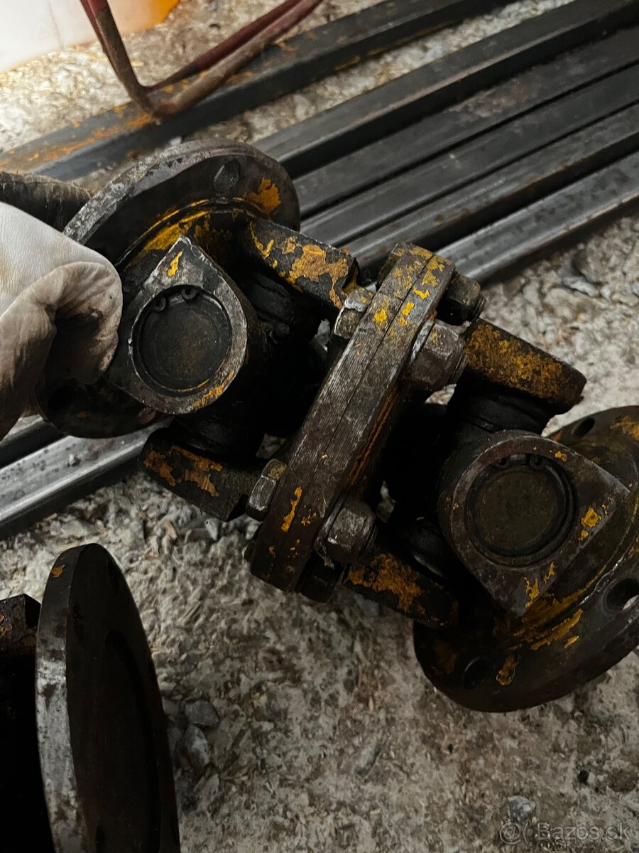 Predám kardany na Lkt81 - 3