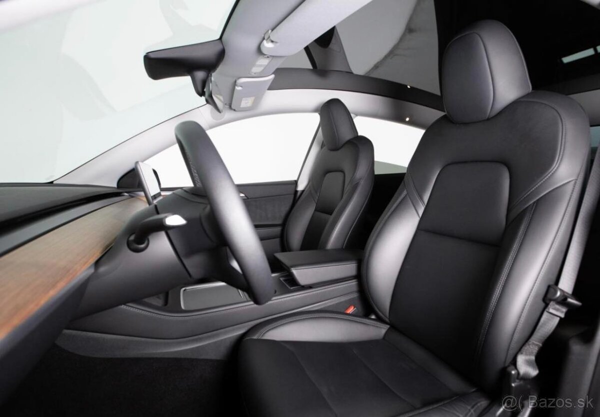 Tesla model Y Performance Long Range Dual Motor - 3