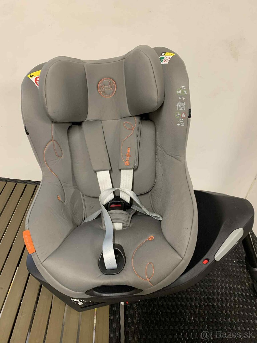 Rotačná autosedačka Cybex Sirona Gi i-size + základňa - 3