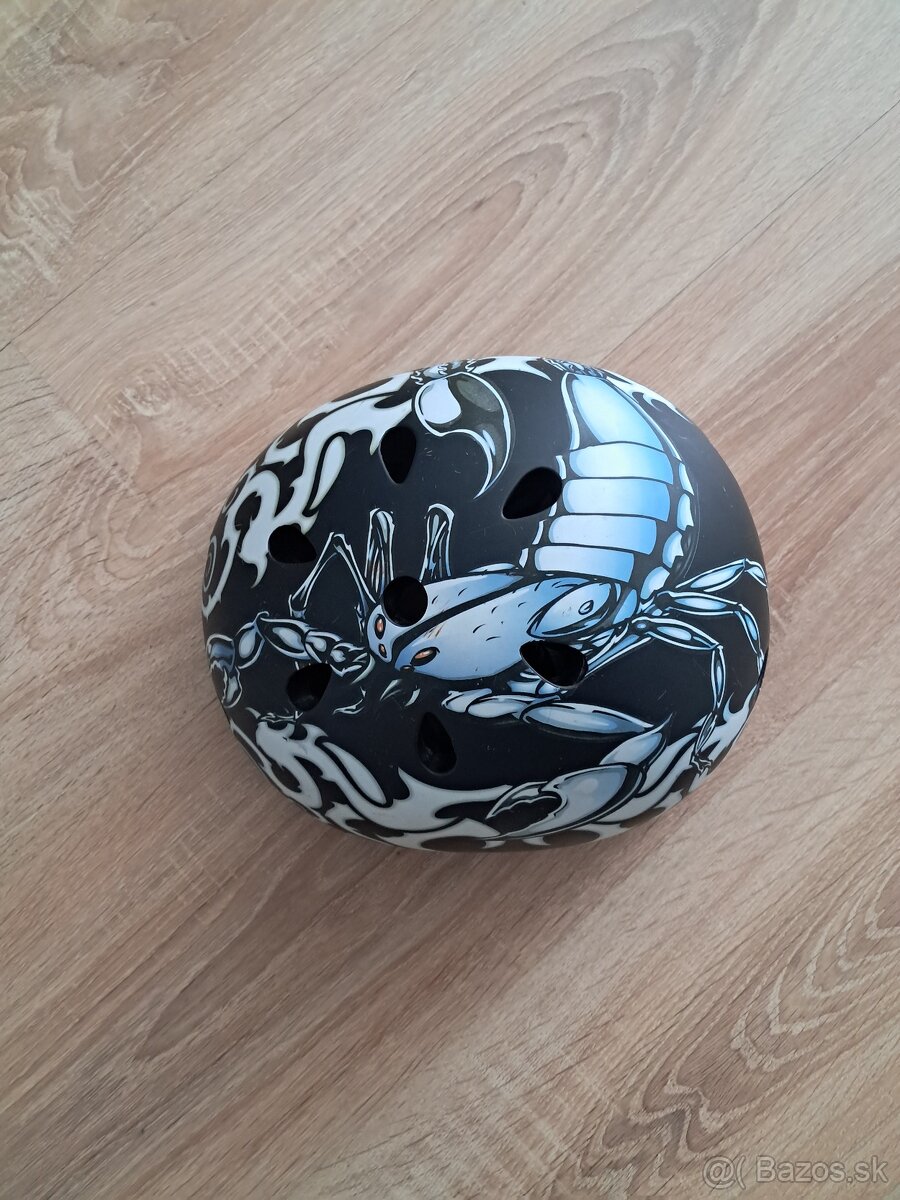 Prilba na skateboard, korčule - 3