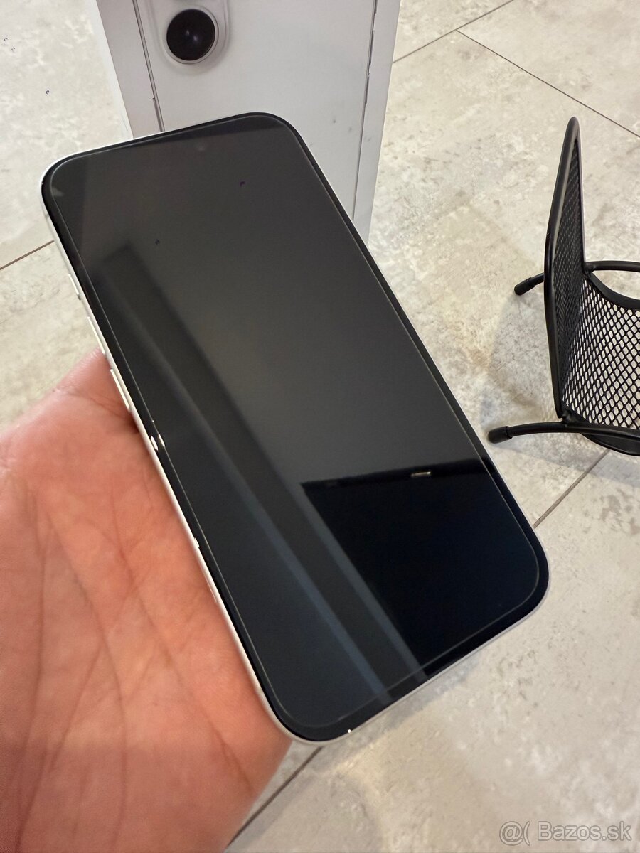 Apple iPhone 16 128GB - 3