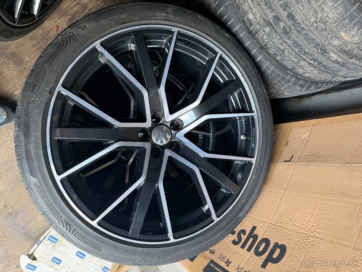 R22 original AudiSport / VW Touareg - 3