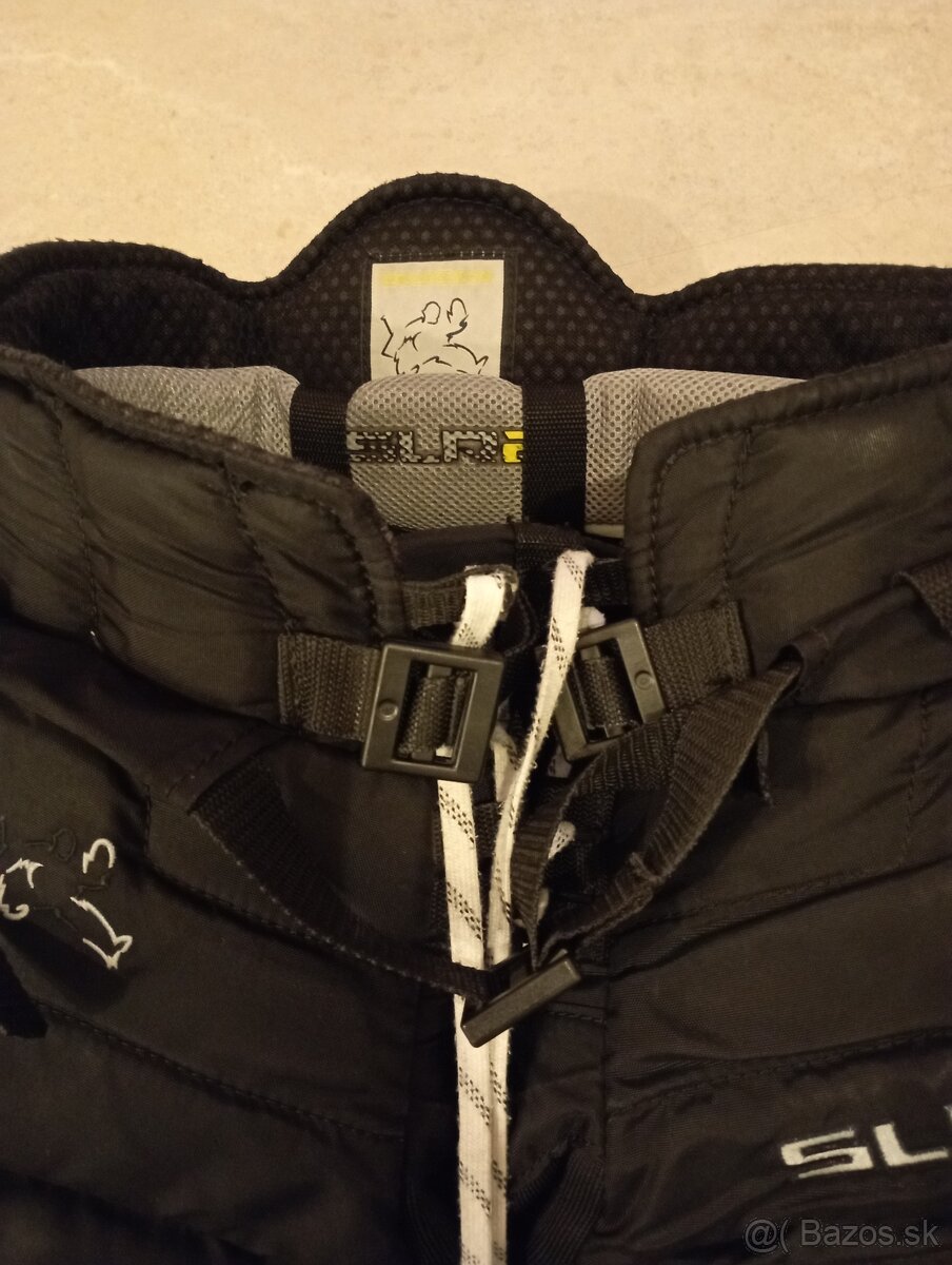 Predám juniorské brankárske nohavice Vaugh - 3