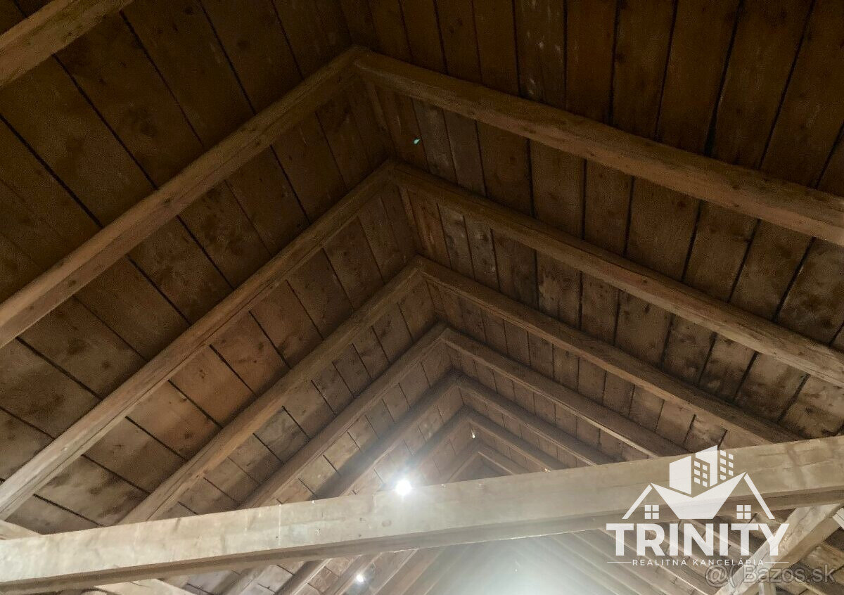 Na predaj orná pôda s hospodárskym skladom pri obci Bardoňov - 3