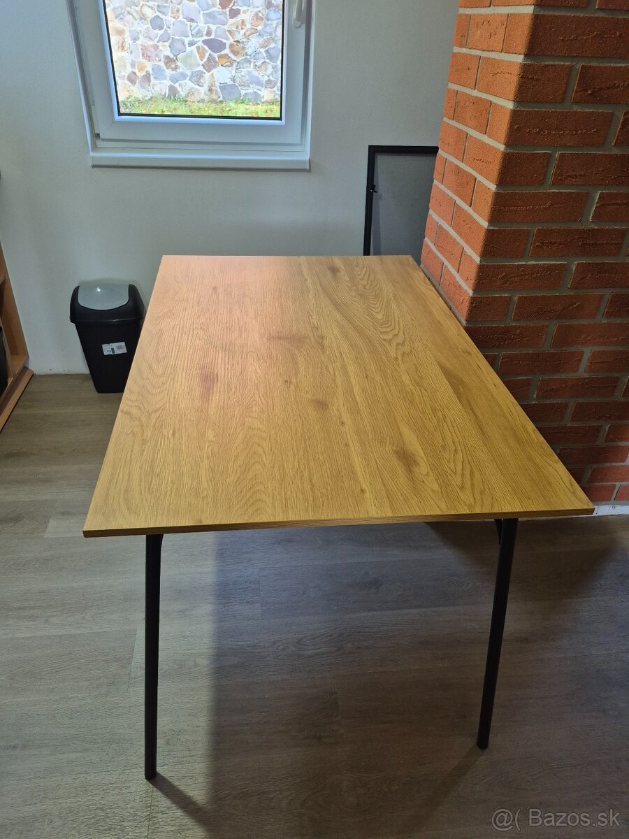 Predam stôl+4 stoličky - 3