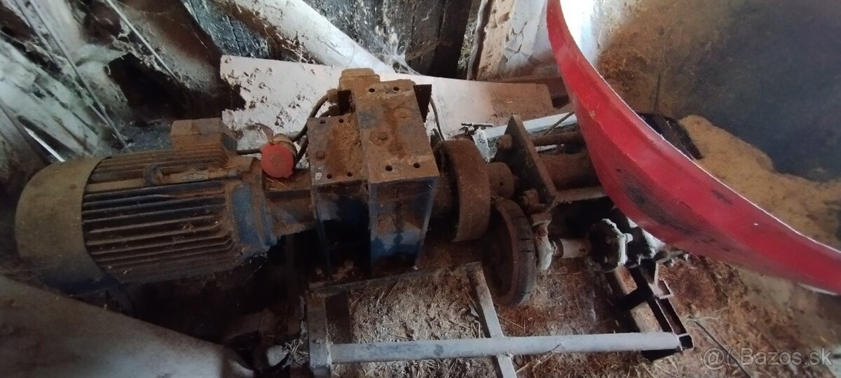 Briketovací lis - 3